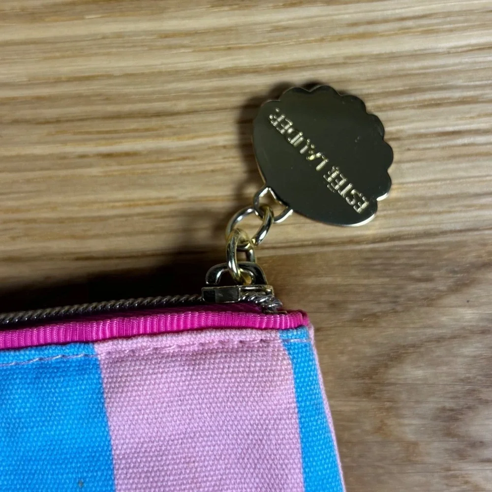 Estée Lauder canvas makeup